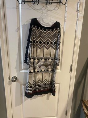Studio One Black & White Geometric Long Sleeve Dress with Maroon Trim
